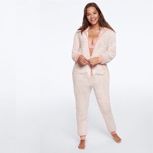 Victoria’s Secret PINK Sherpa Onesie Misty Rose Medium NEW